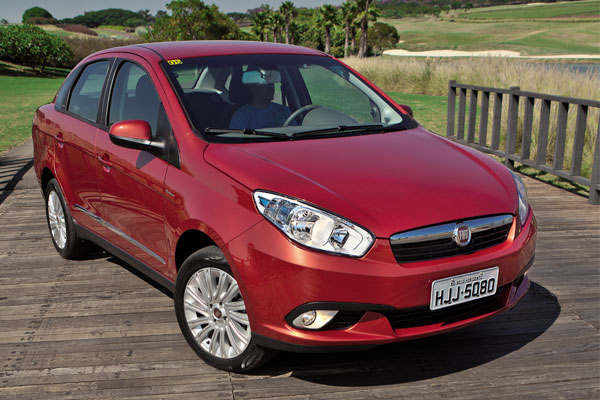 Simulação de Financiamento: Fiat Grand Siena Attractive 1.4 2015