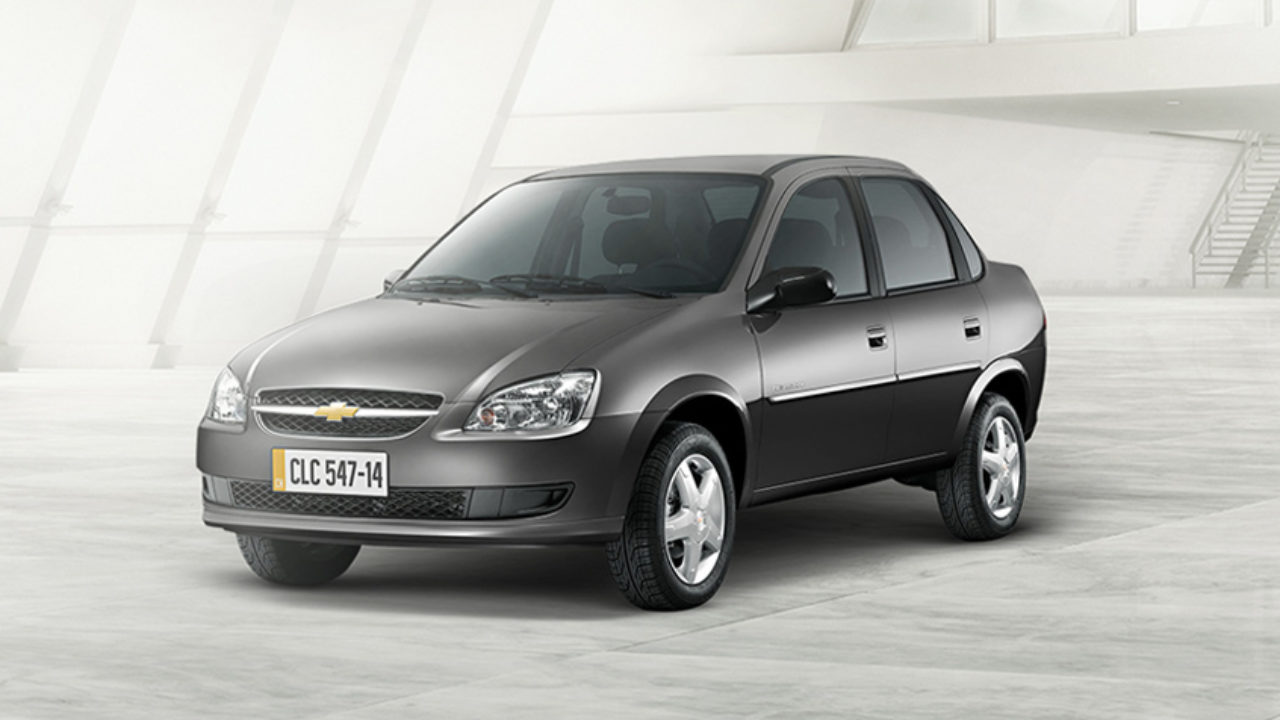 Chevrolet Classic 2015 ganha ar condicionado de série e parte de R$ 30.590